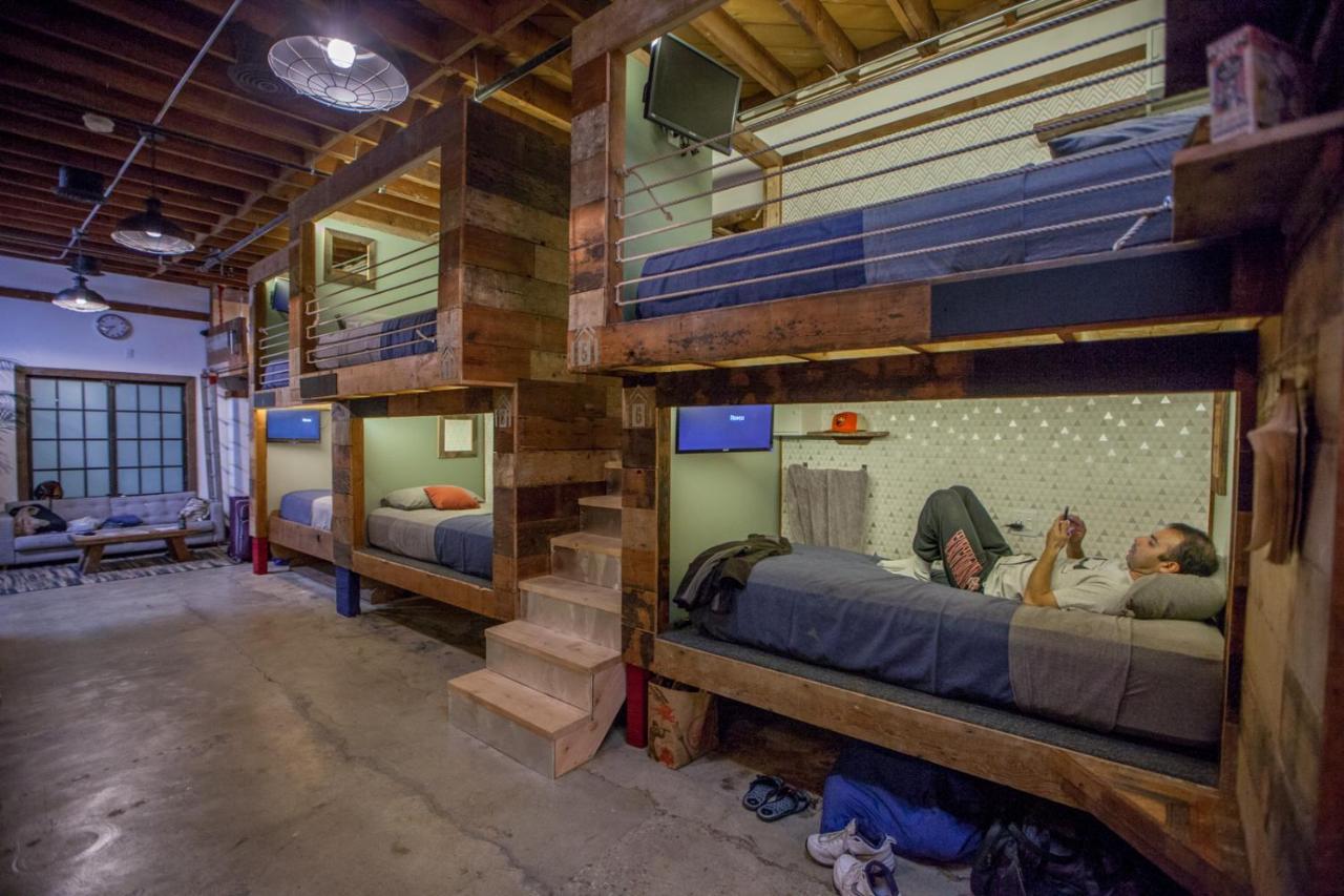 Хостел Podshare East Hollywood Лос-Анджелес Экстерьер фото