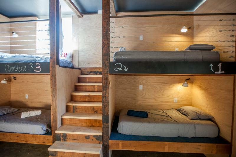 Хостел Podshare East Hollywood Лос-Анджелес Экстерьер фото